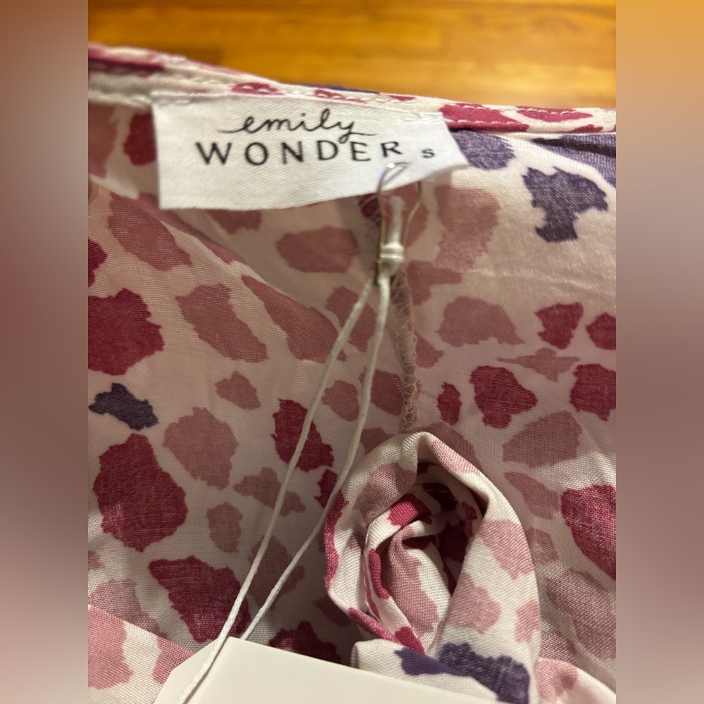 Emily Wonder  Ruffle Romper - Picture 4 of 13